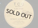 ALMA DAVIS / INTIMATE STRANGERS
