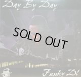 FUNKY DL / DAY BY DAY  (¥500)