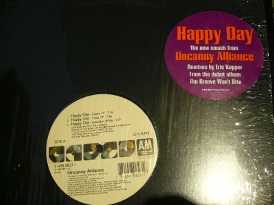 画像1: UNCANNY ALLIANCE / HAPPY DAY  (¥500)