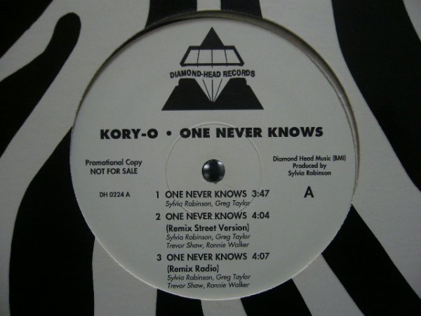 画像1: KORY-O / ONE NEVER KNOWS (1)